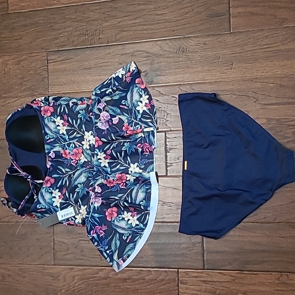NWT Nicole Miller 2 piece navy floral swimsuit size 12 - Picture 2 of 7